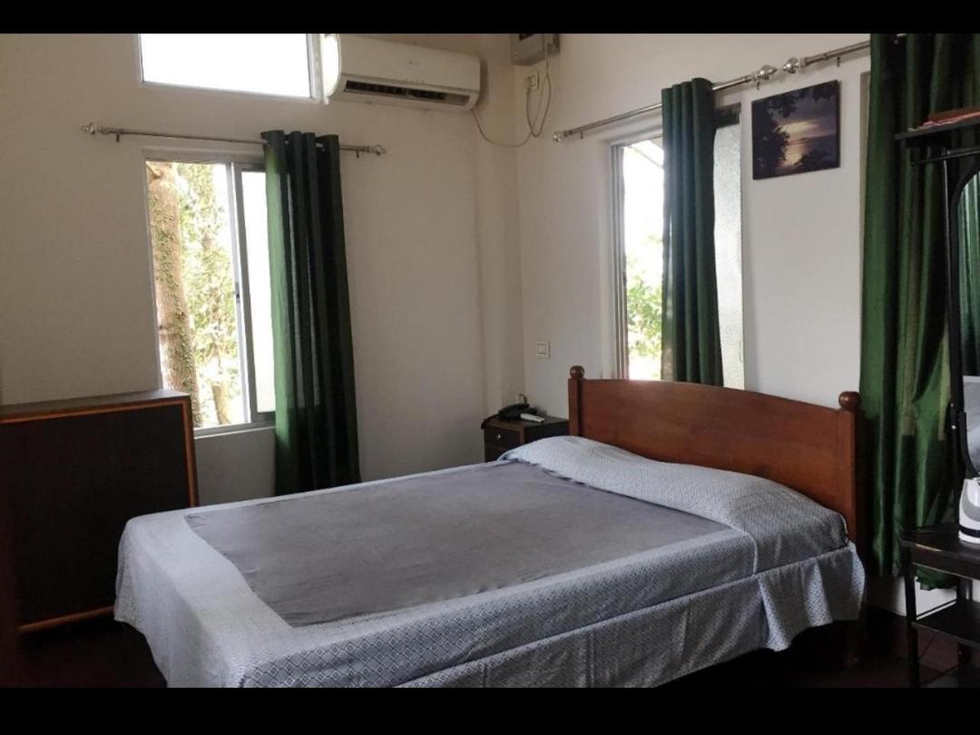 Hilltop Lodge Guwahati Bagian luar foto