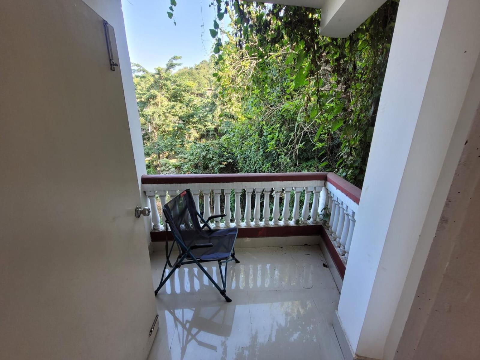 Hilltop Lodge Guwahati Ruang foto