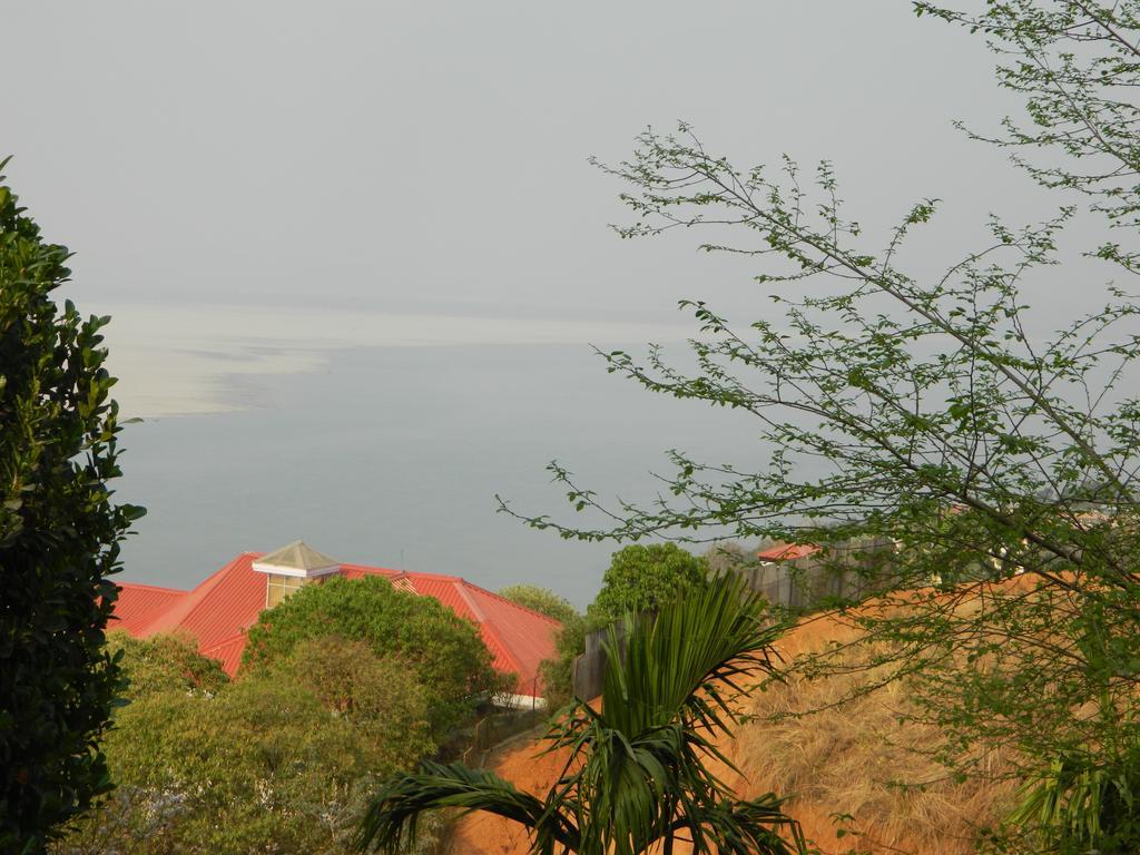 Hilltop Lodge Guwahati Ruang foto